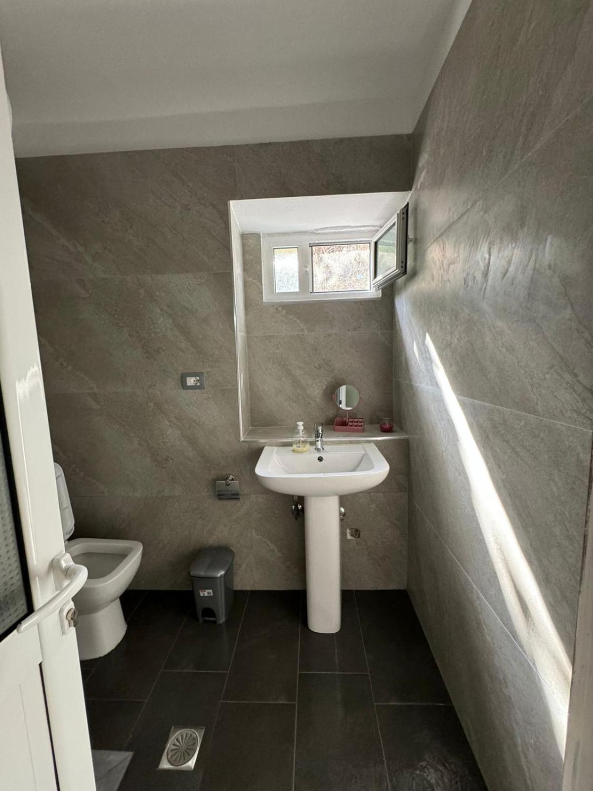 Isaraj Homestay Gjirokaster